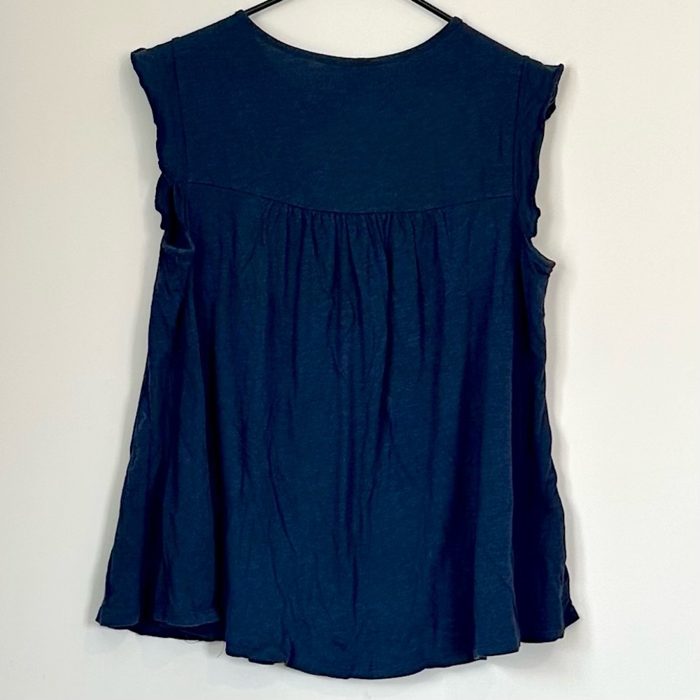 Terra & Sky Dark Blue Eyelet Trim Flutter Sleeve Top - Size: 14W - Picture 6 of 8